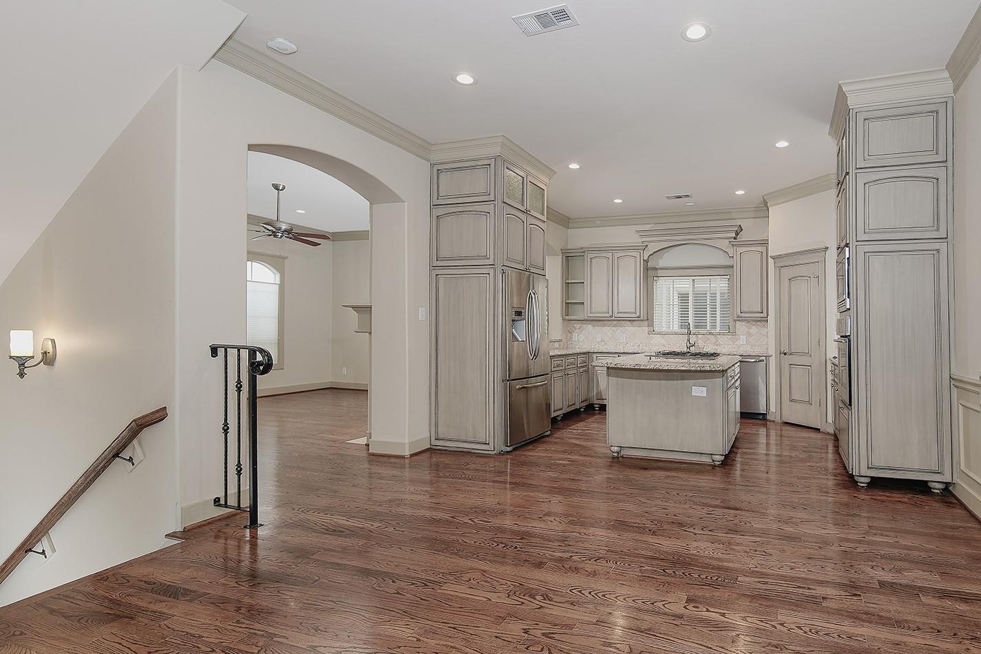 514 Cortlandt Street # B