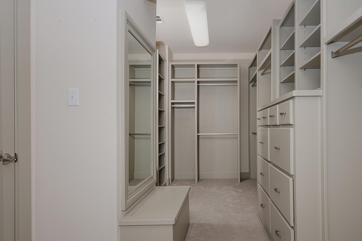 514 Cortlandt Street # B