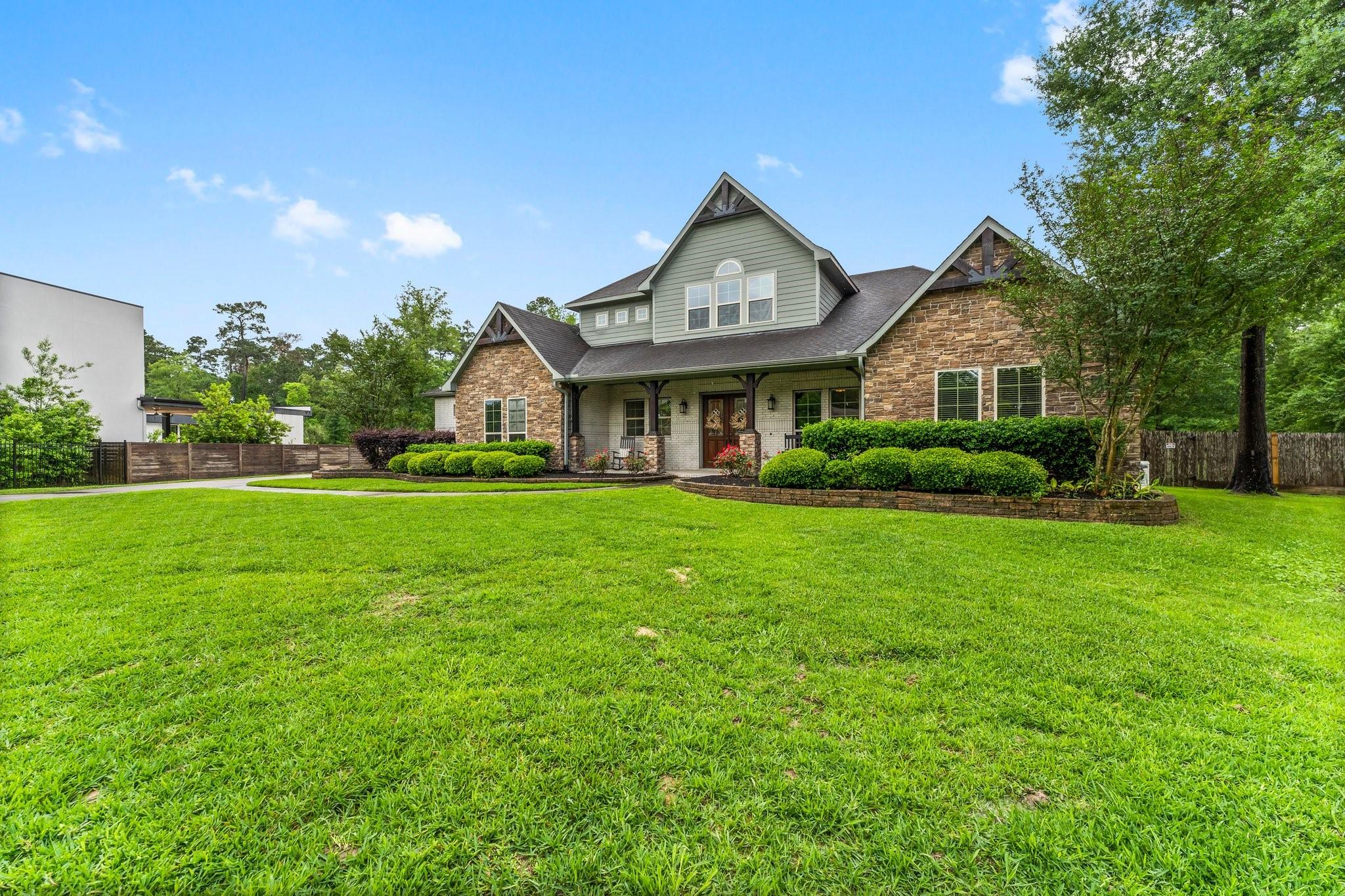 5006 Newport Court