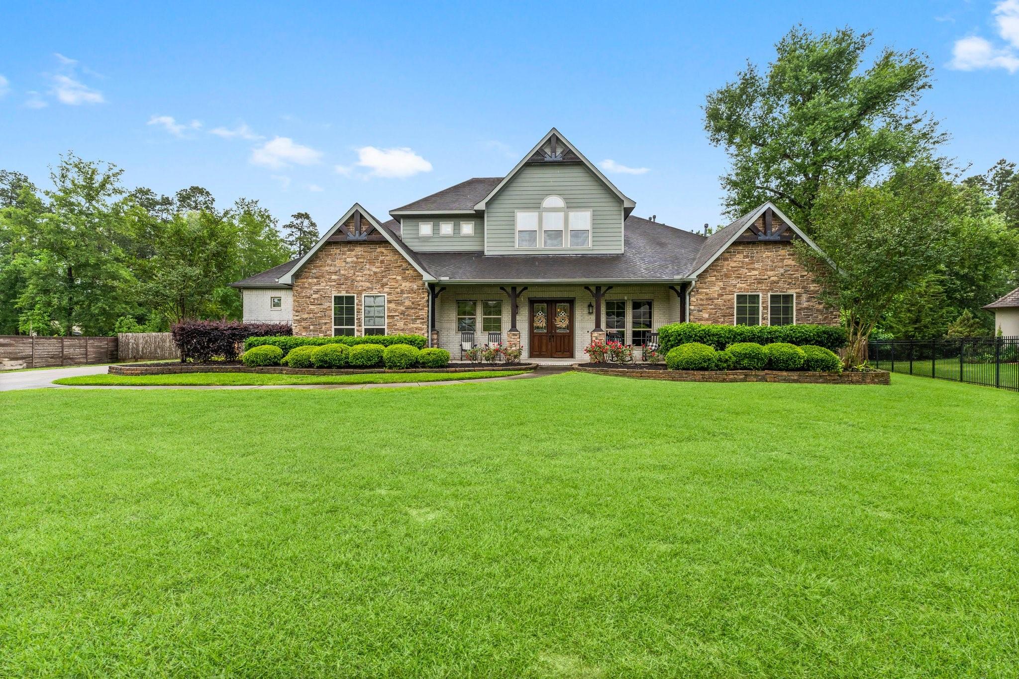 5006 Newport Court