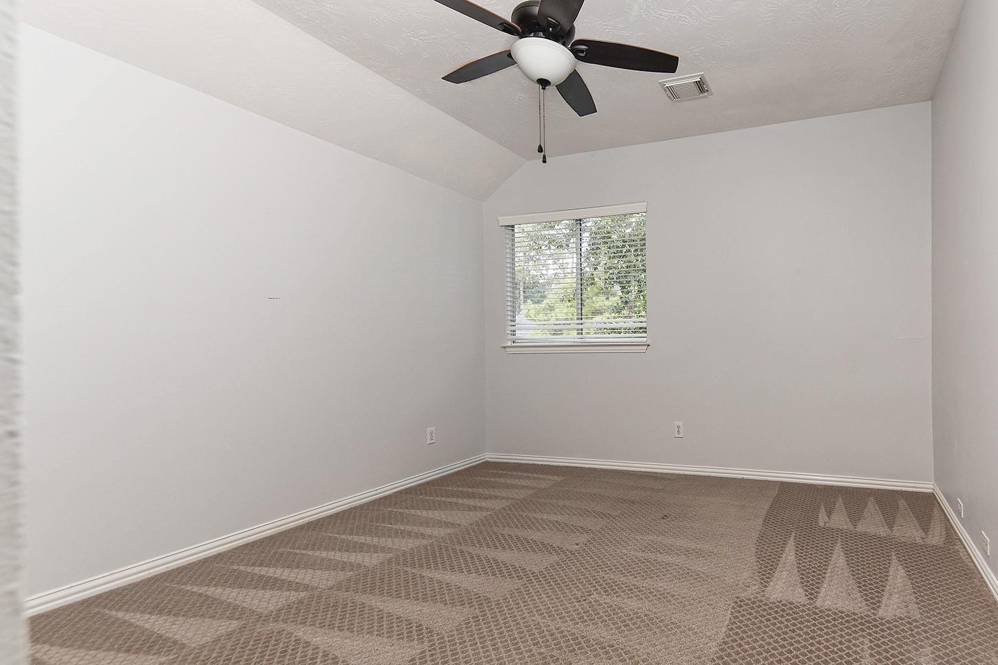 27 Bluff Creek Place