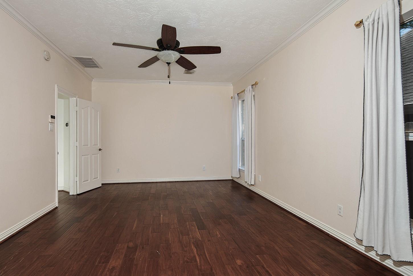 27 Bluff Creek Place