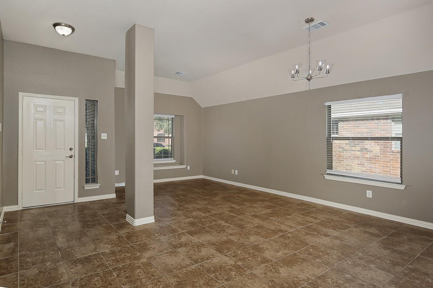 9606 Arched Oak Drive