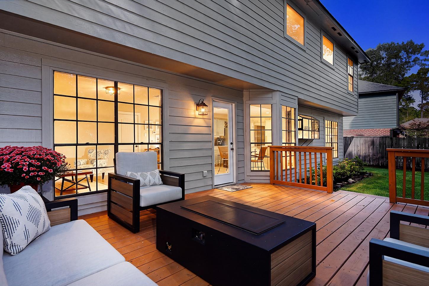 9 Silver Elm Place