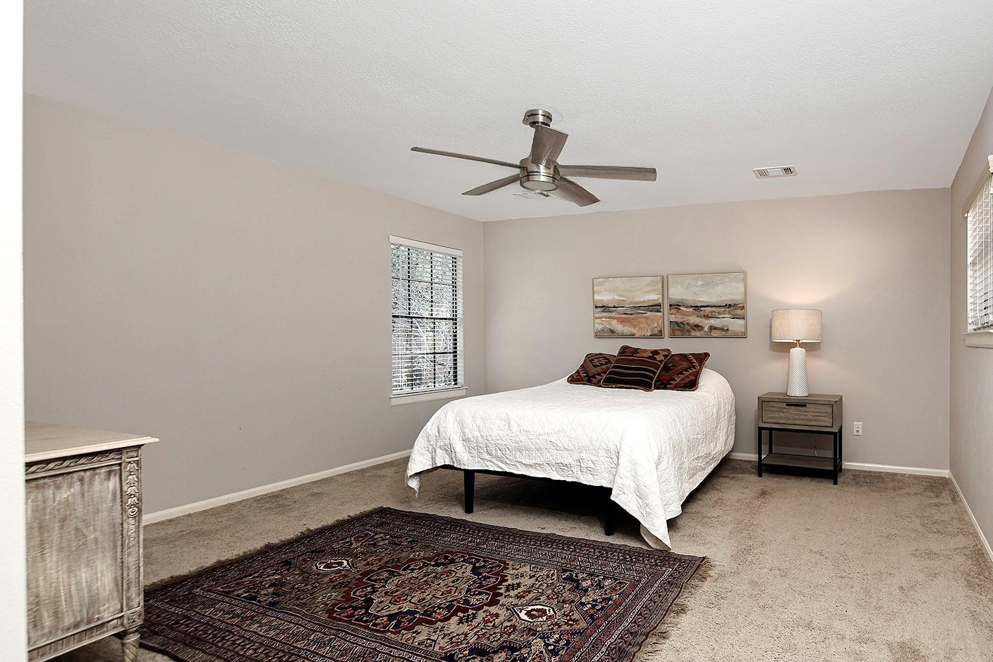 9 Silver Elm Place