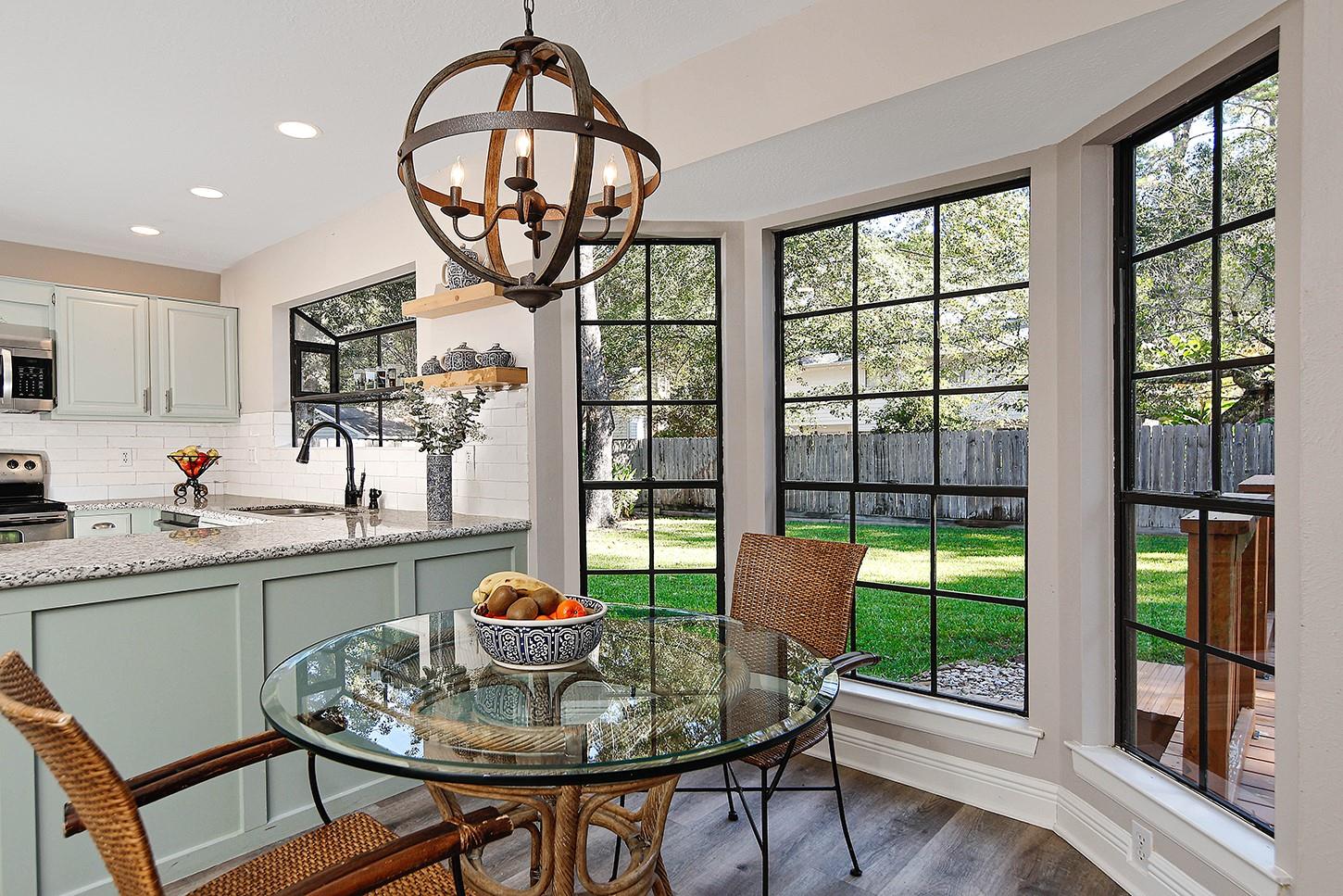 9 Silver Elm Place