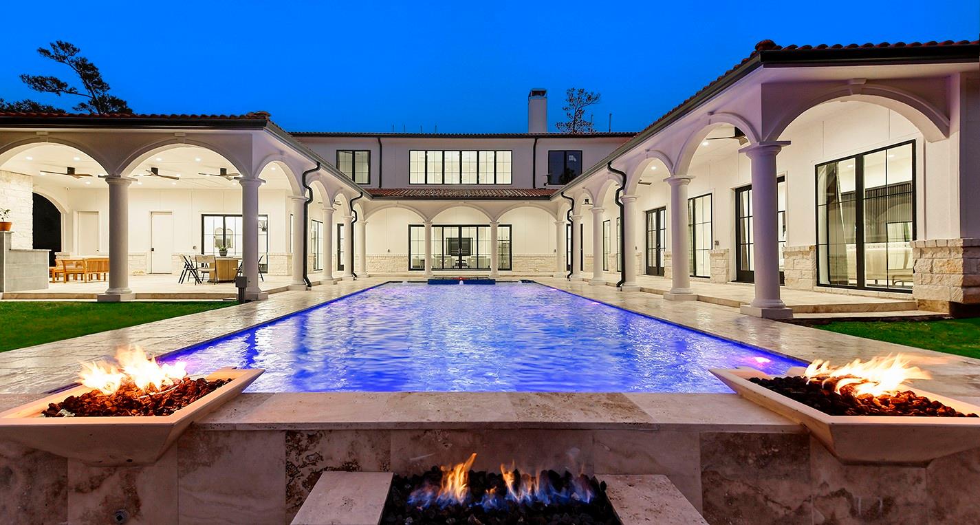 1031 Hunters Creek Way