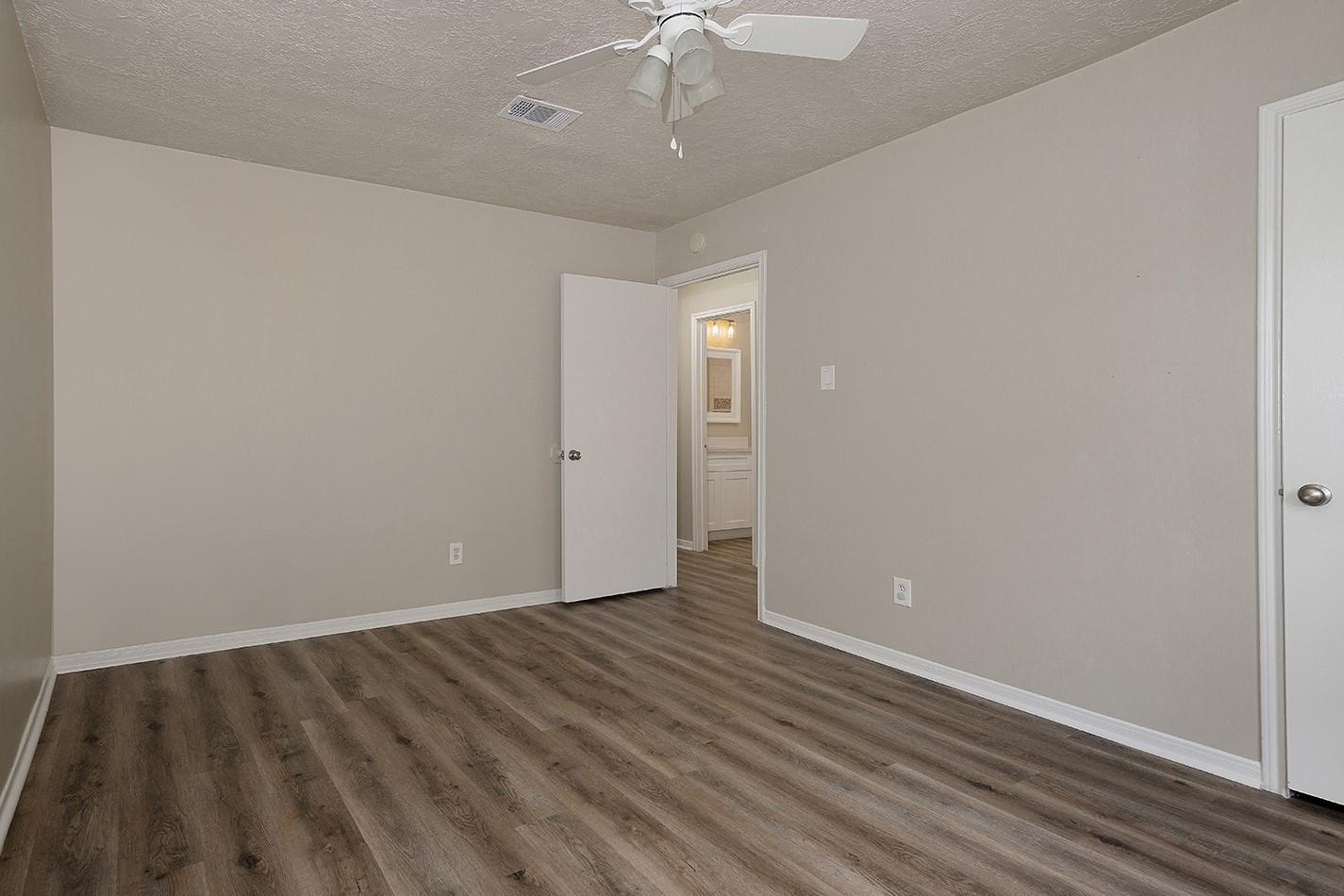 2110 Rycroft Drive