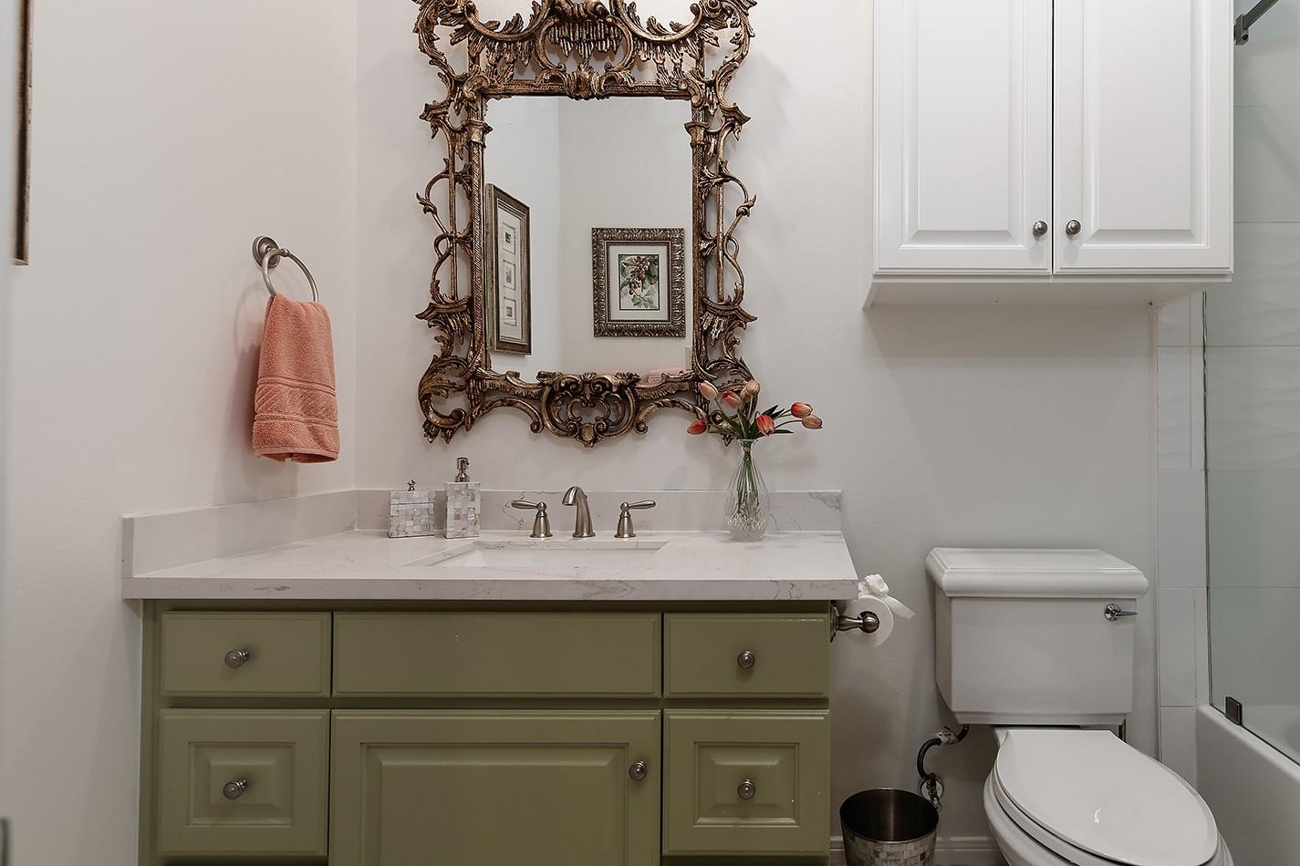 2 Peony Springs Court