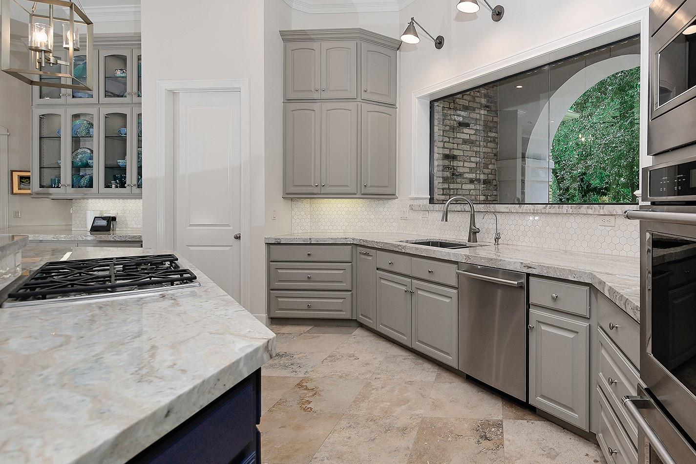 2 Peony Springs Court