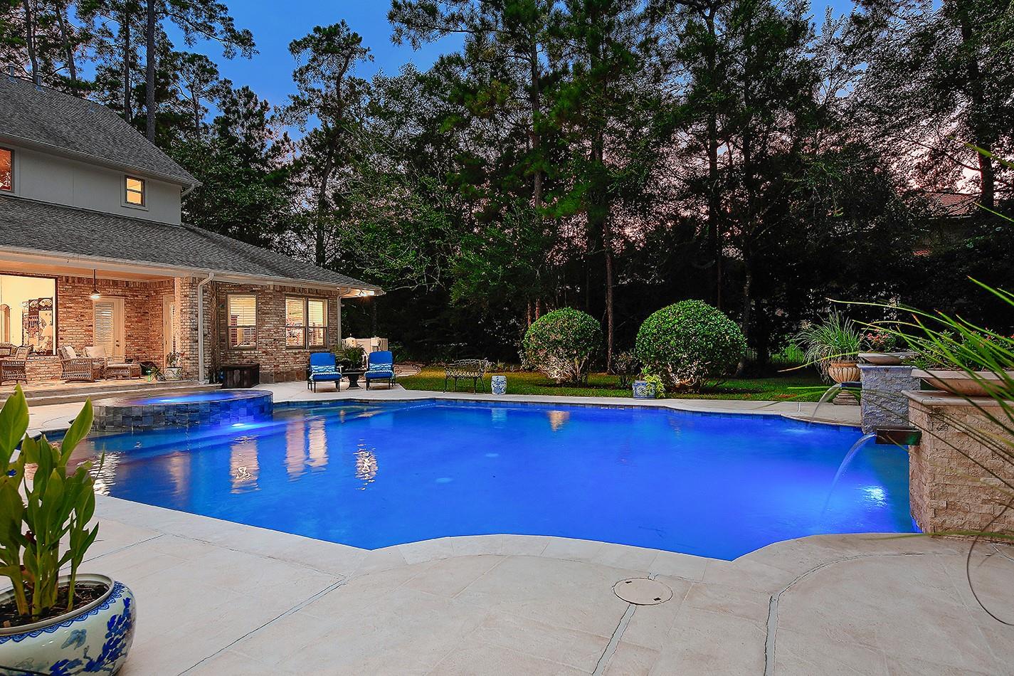 2 Peony Springs Court