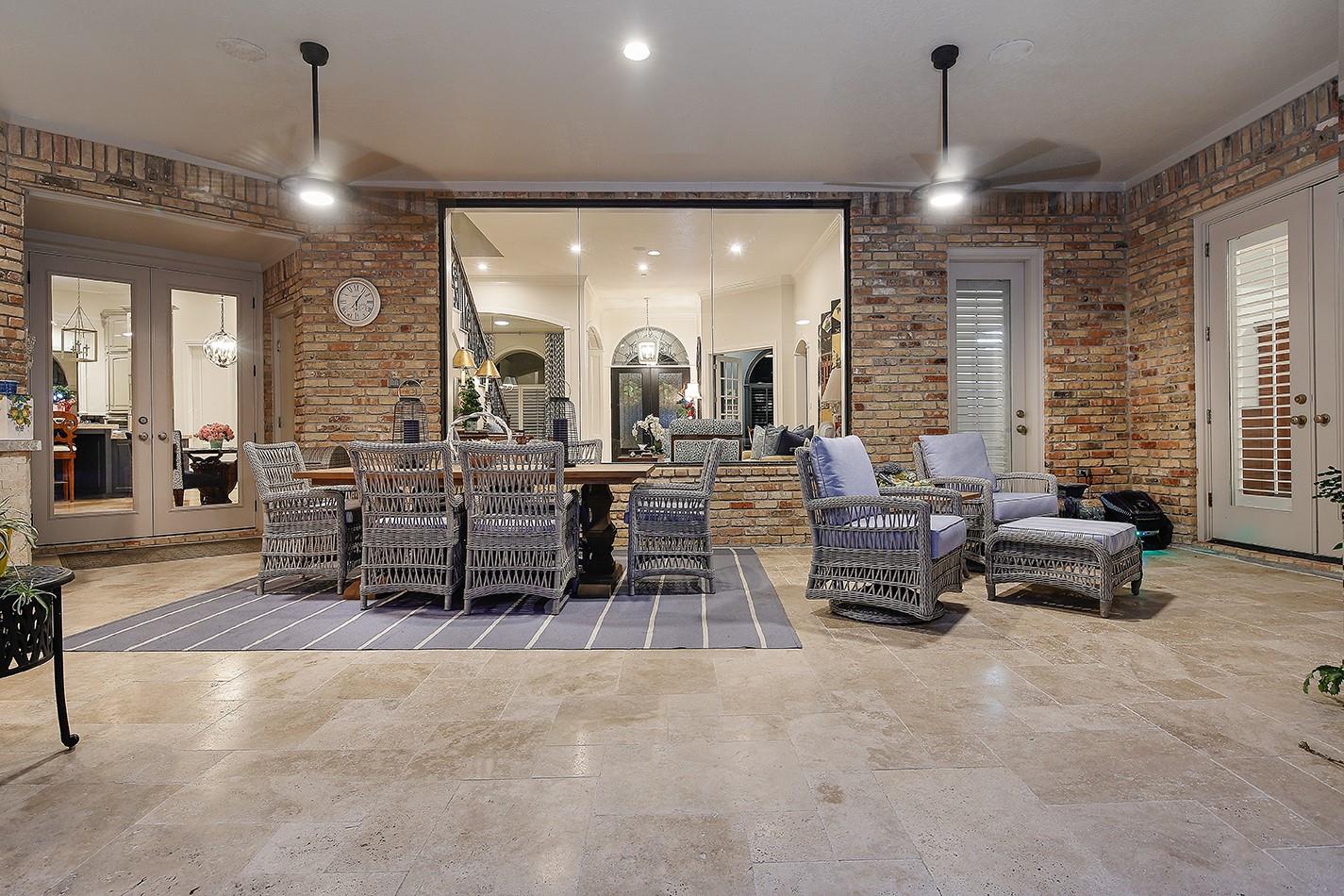 2 Peony Springs Court