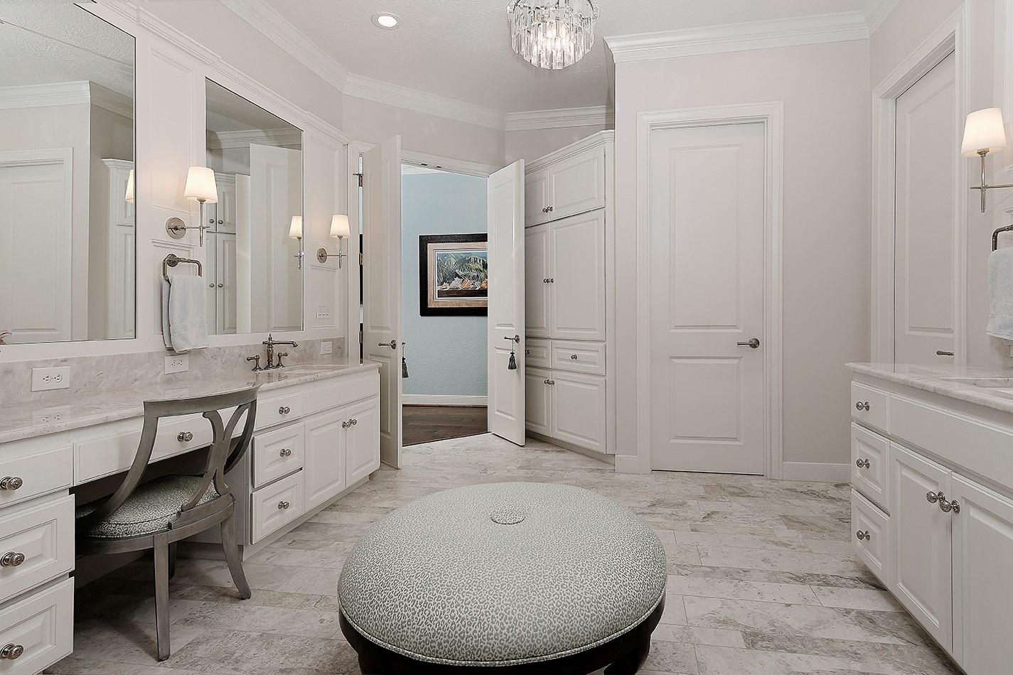 2 Peony Springs Court
