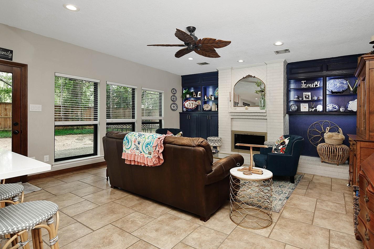 1 Anchor Point Place