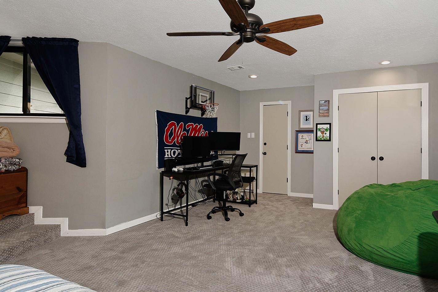 1 Anchor Point Place