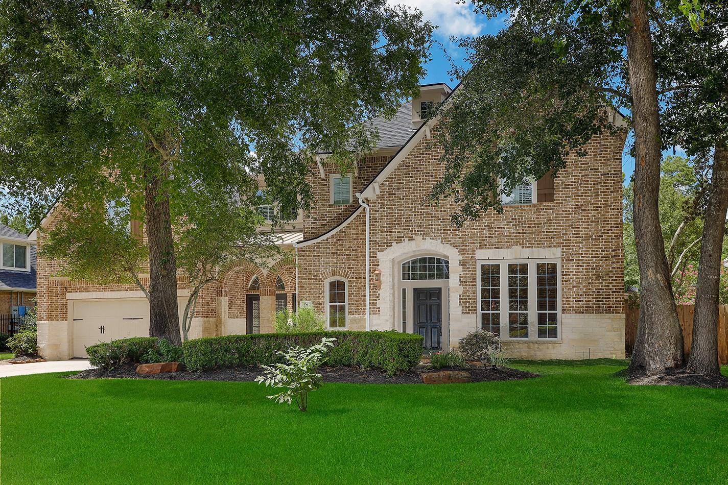 50 Marquise Oaks Place
