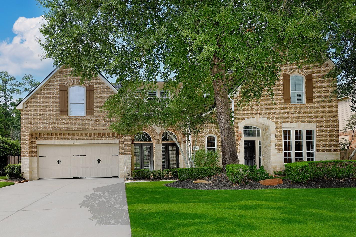 50 Marquise Oaks Place