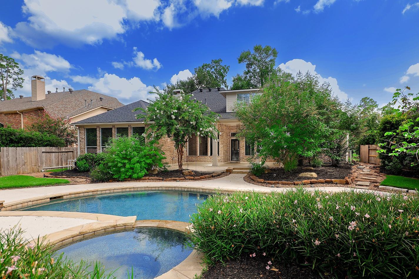 50 Marquise Oaks Place