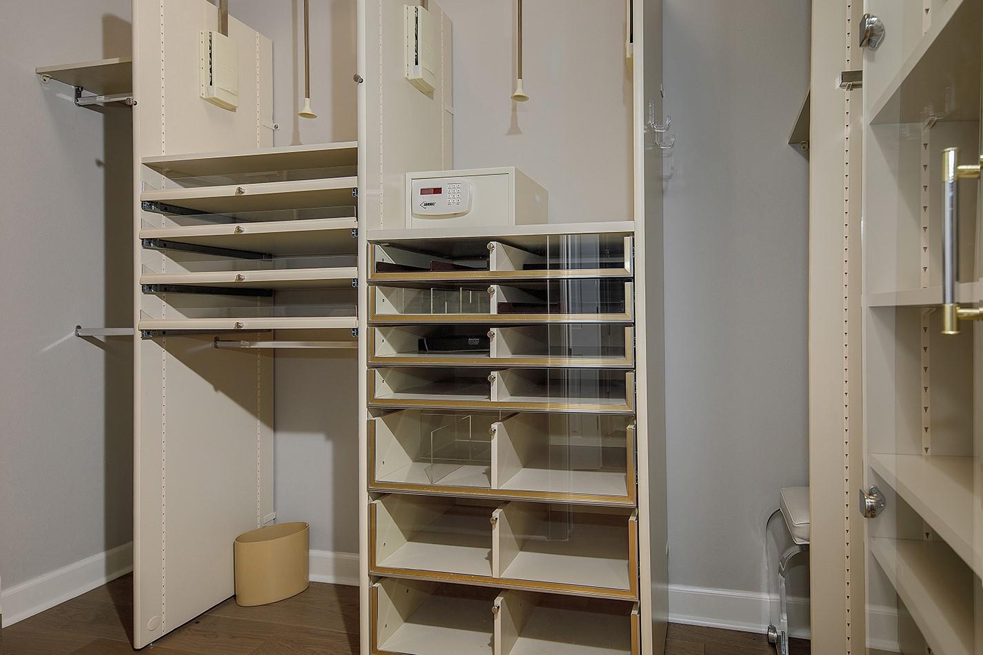 3 Waterway Court # 3E