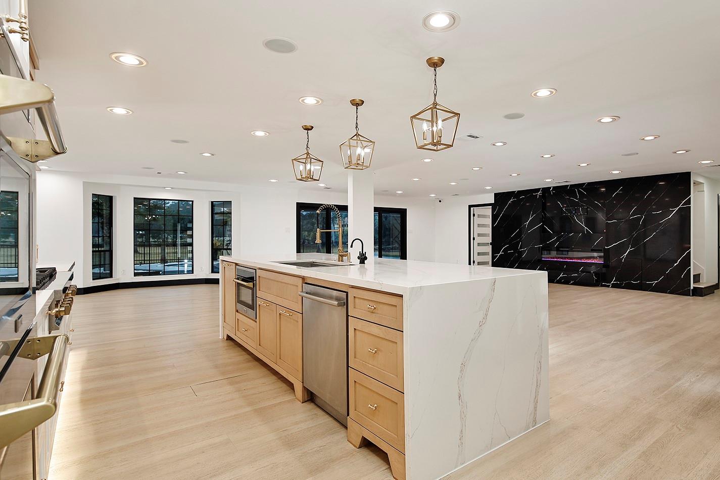 15232 Saddlewood Drive