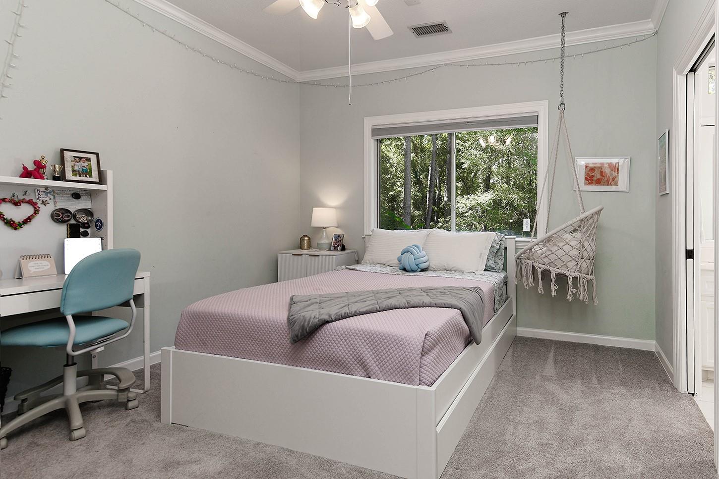 6 Orchard Pines Place