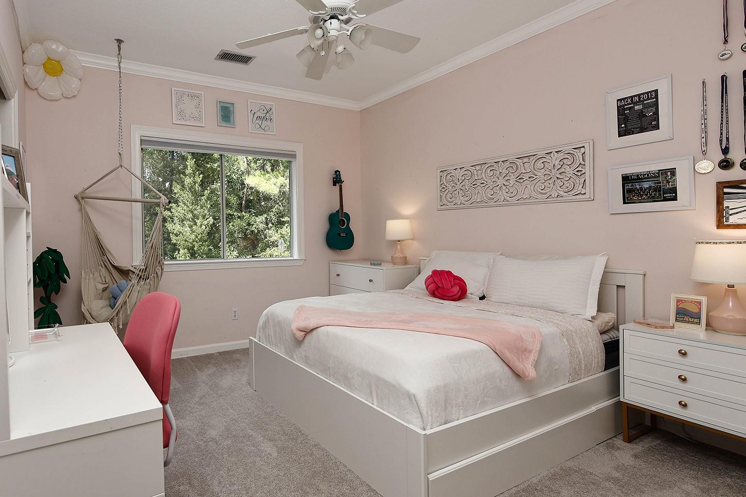 6 Orchard Pines Place