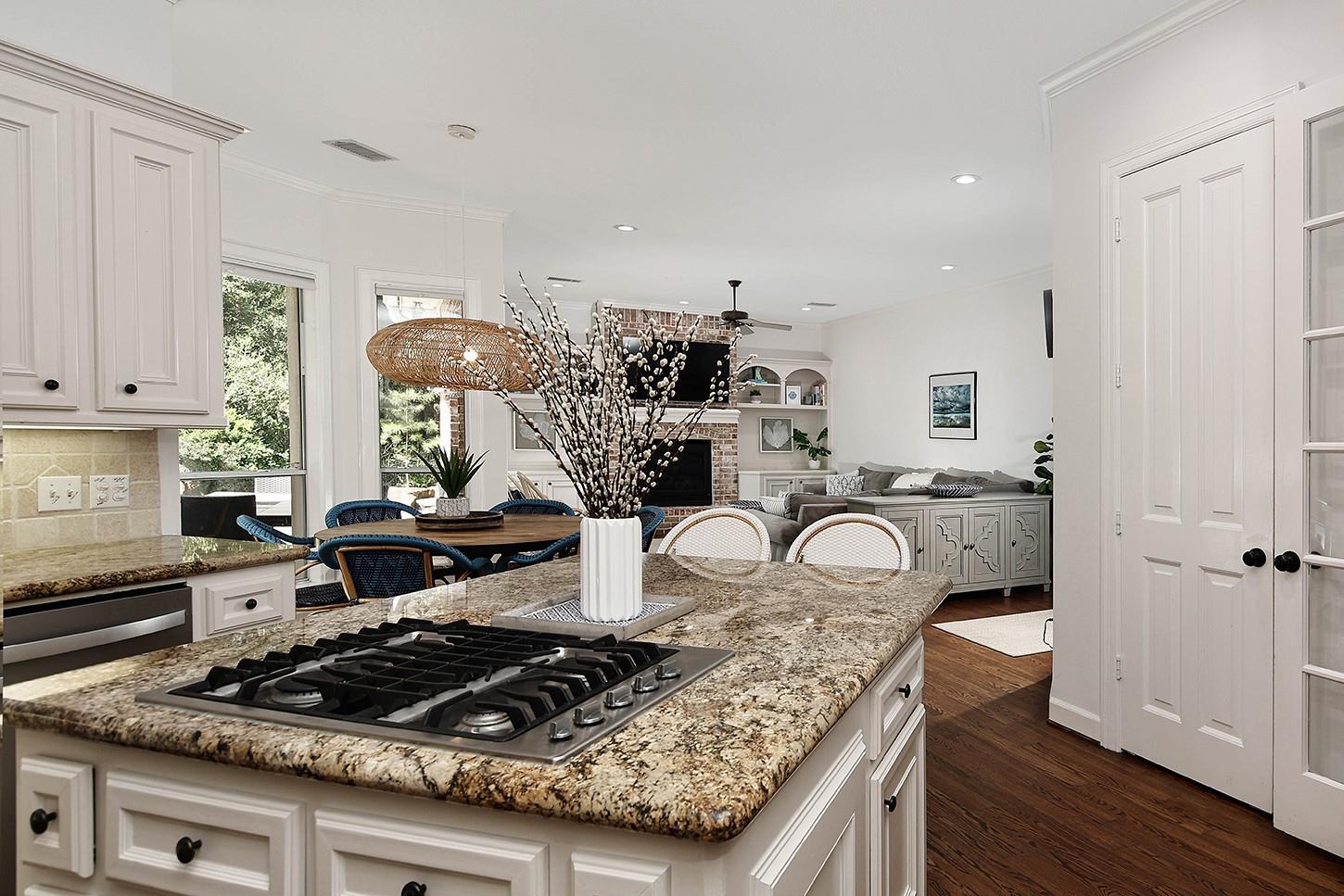 6 Orchard Pines Place
