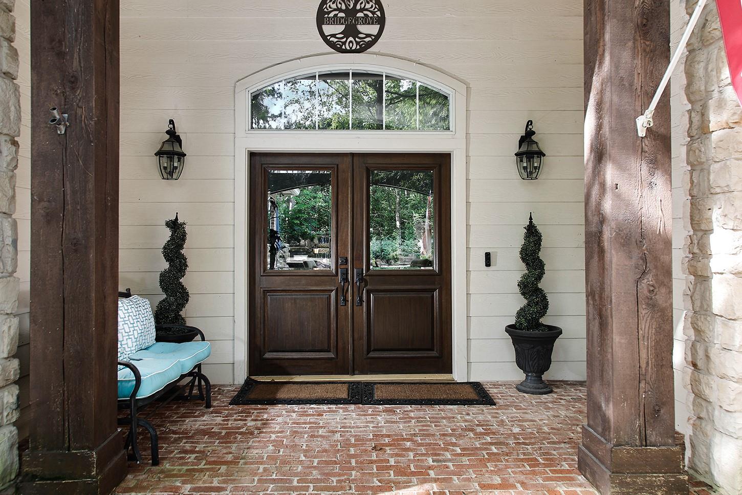 6 Orchard Pines Place
