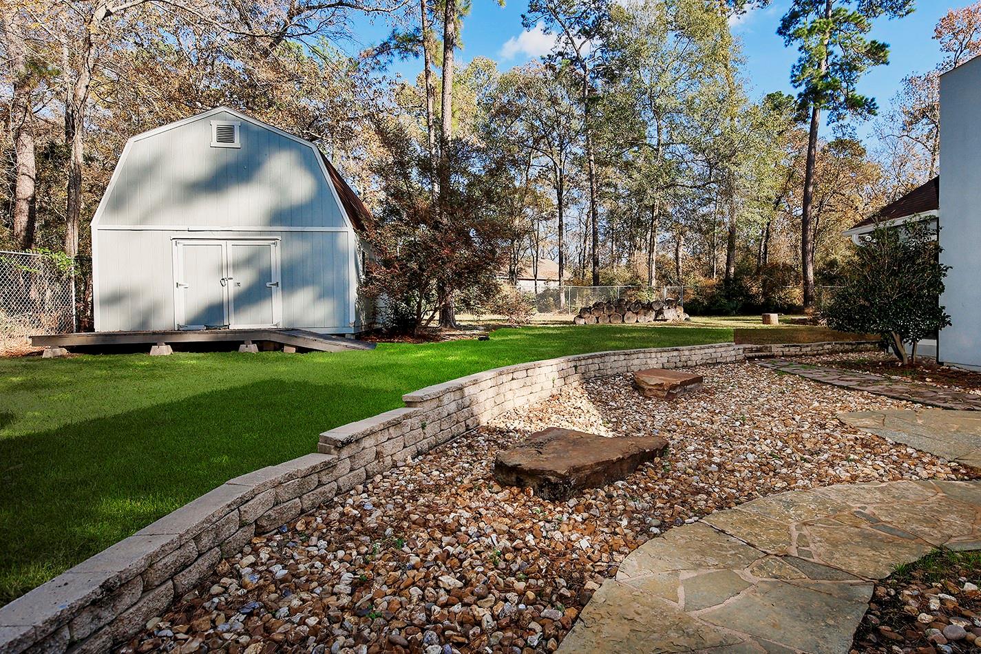 44 Lake Forest Circle