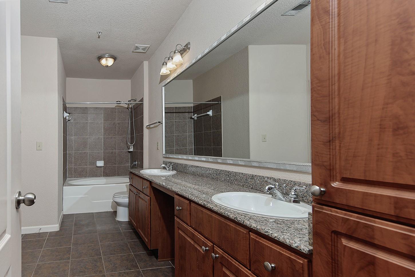 1711 Old Spanish Trail # 443