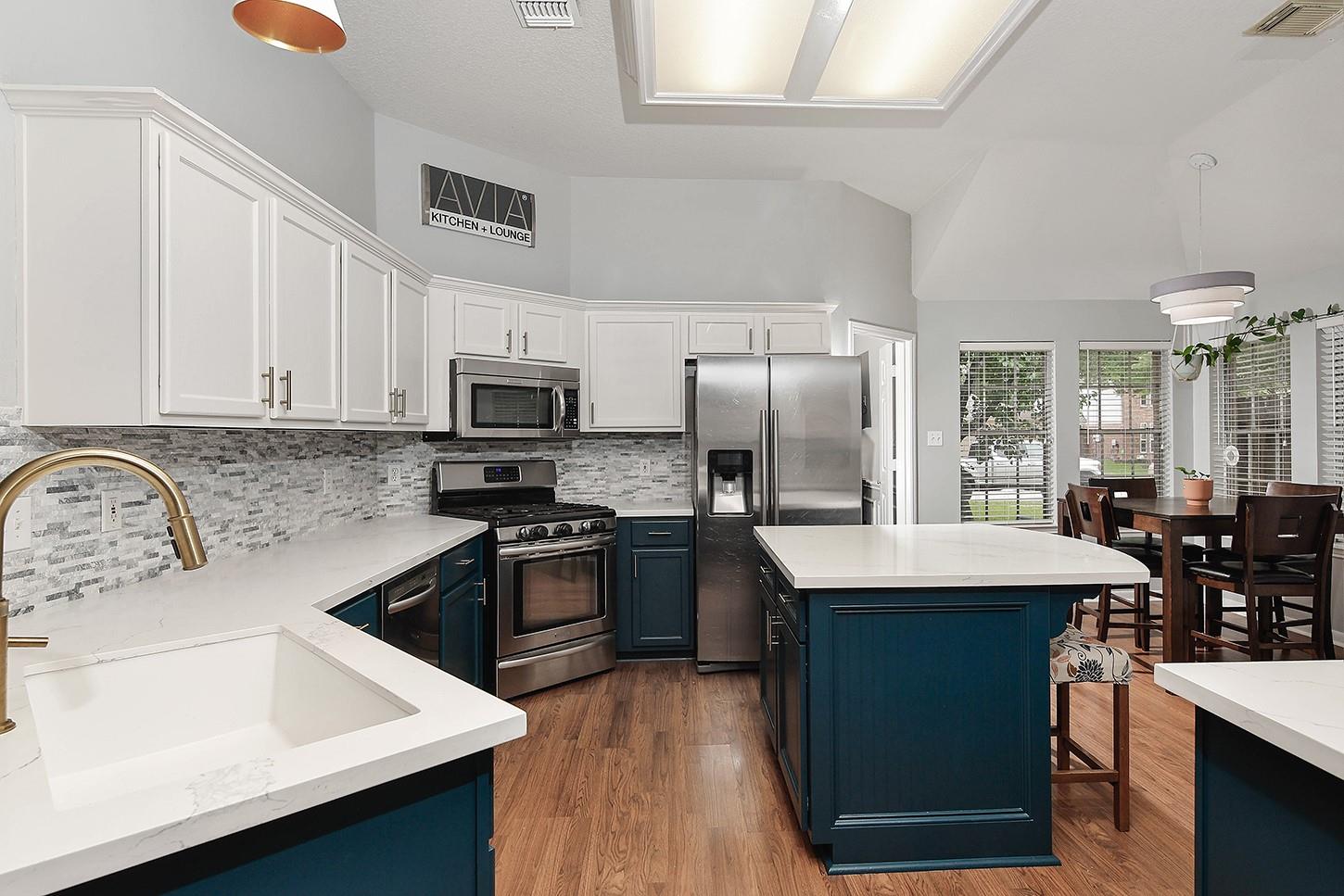 722 W Clady Drive