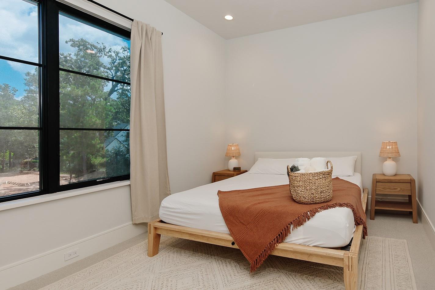 425 N Copa Palm Loop, Montgomery