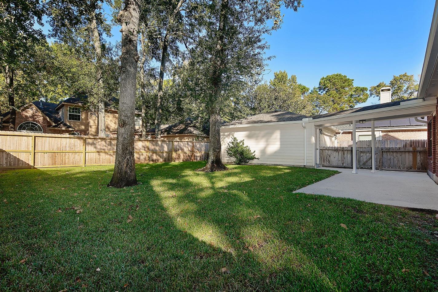 31 N Duskwood Place, The Woodlands