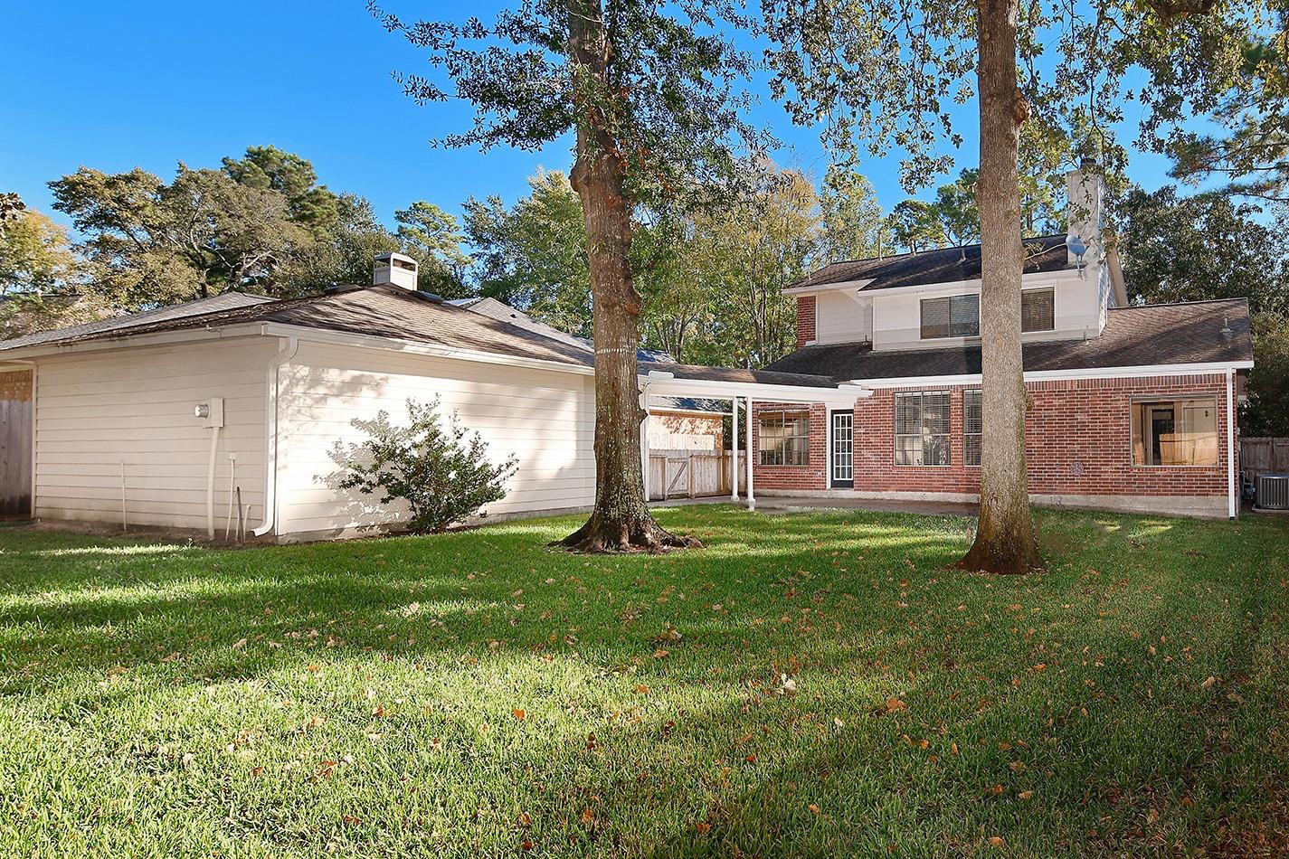 31 N Duskwood Place, The Woodlands