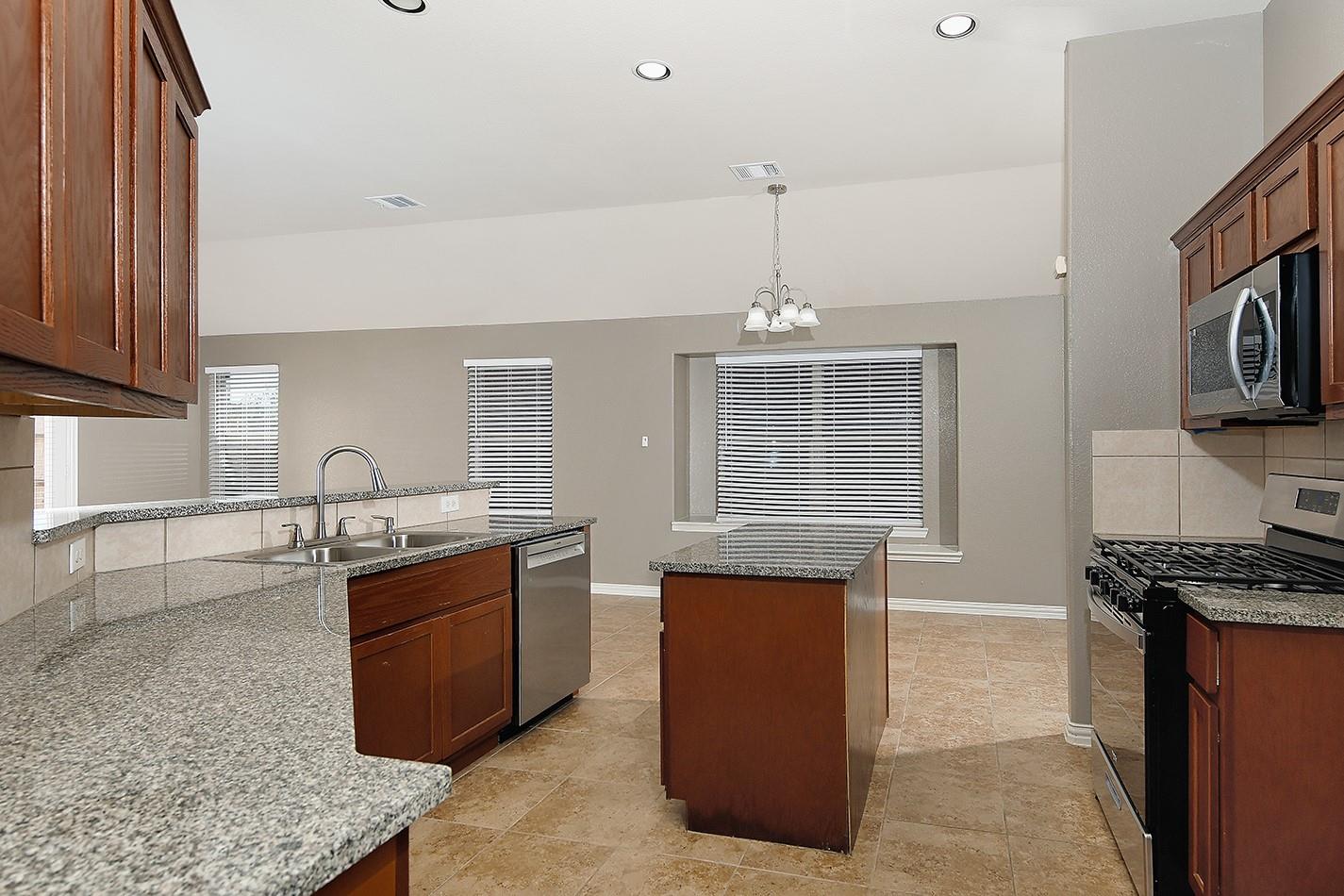 9606 Arched Oak Drive