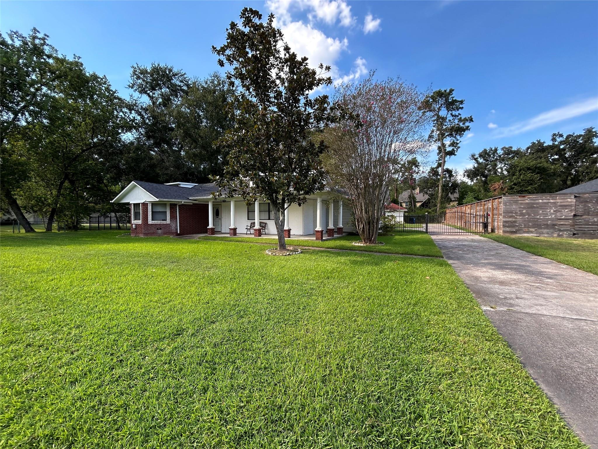 2418 Prentice Road