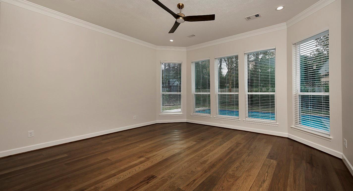 170 Golden Shadow Circle