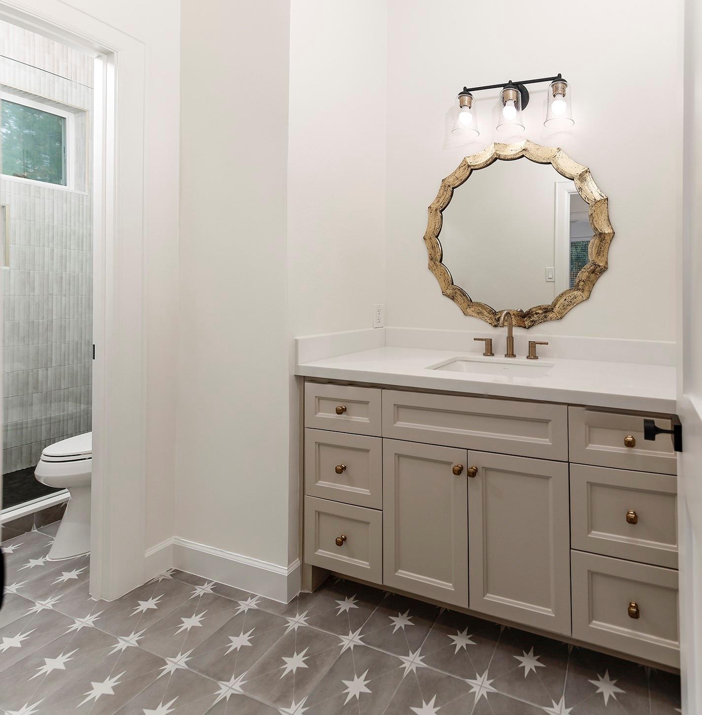 170 Golden Shadow Circle