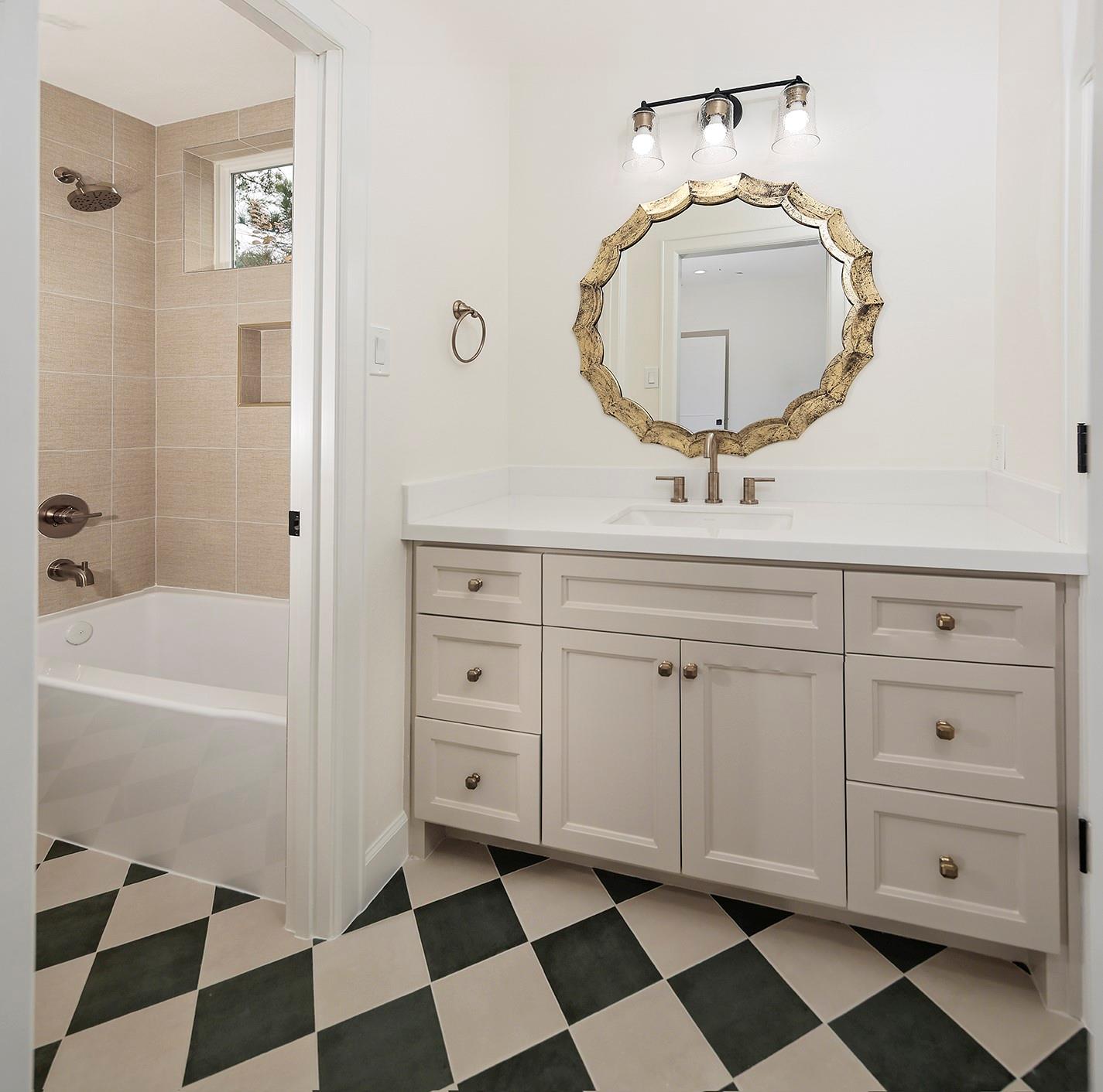 170 Golden Shadow Circle