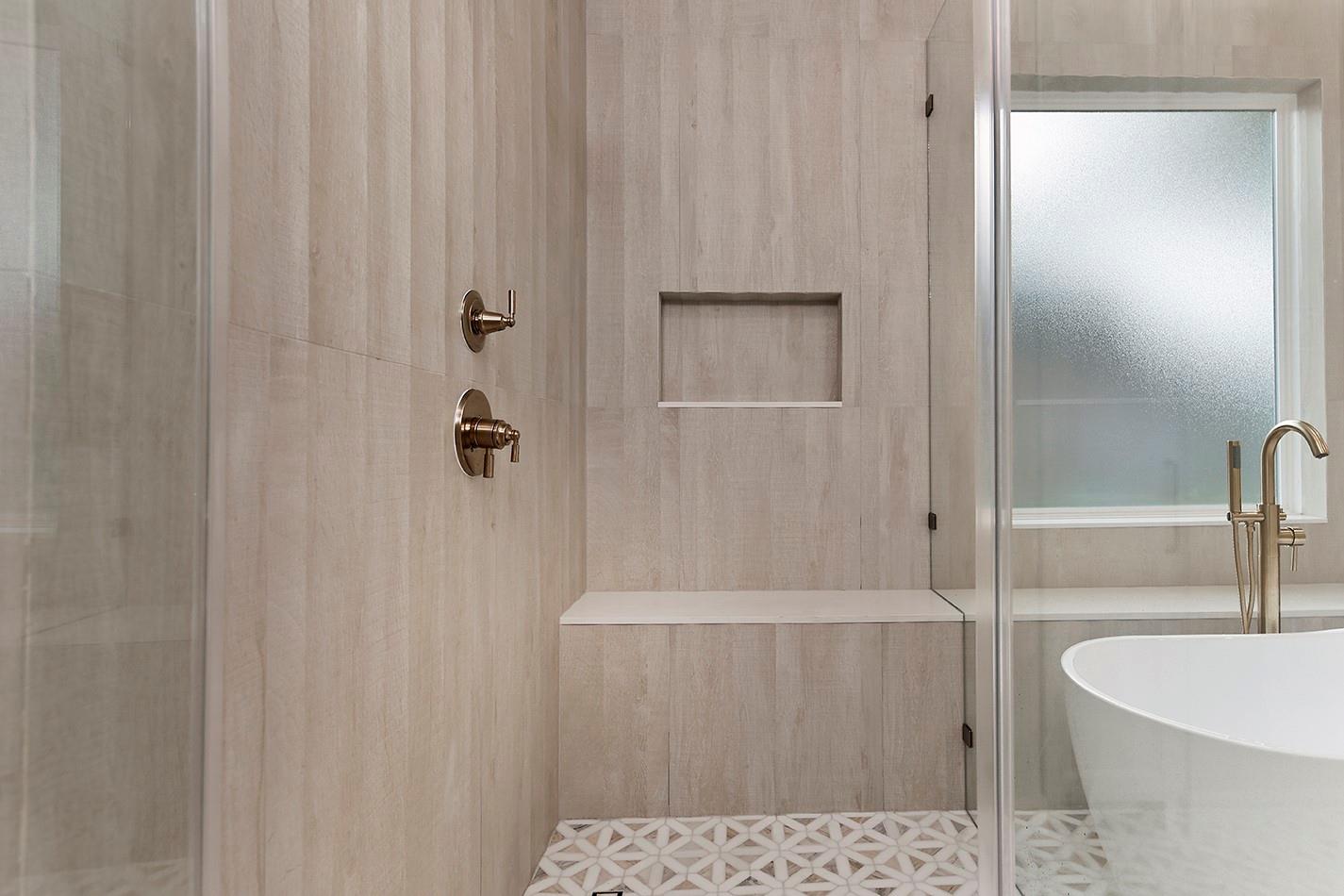 170 Golden Shadow Circle