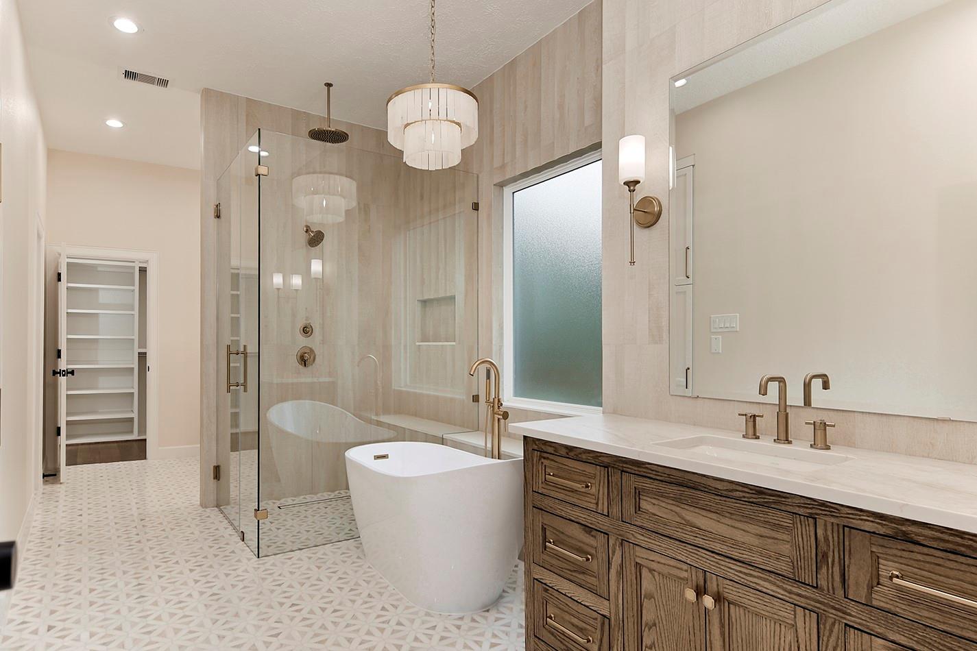 170 Golden Shadow Circle