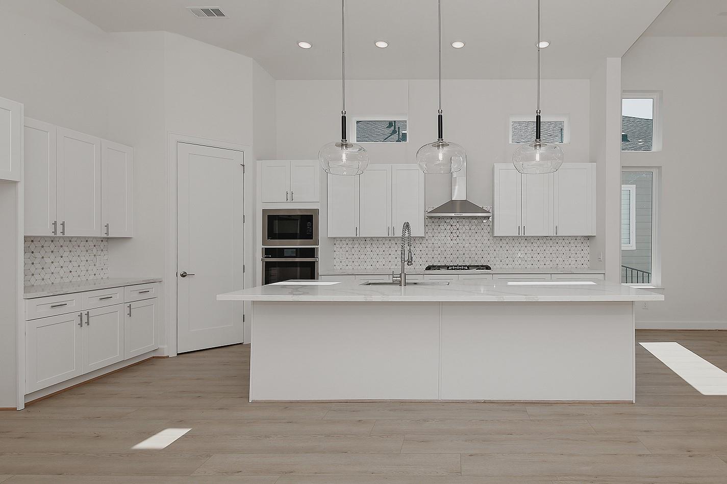 11021 N Lake Mist Lane