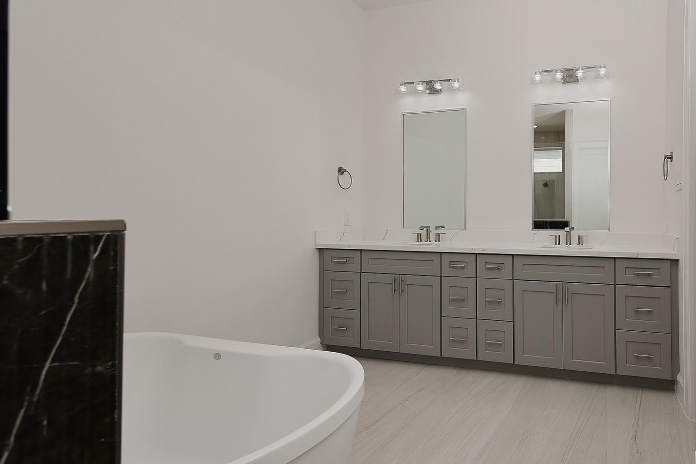 11021 N Lake Mist Lane