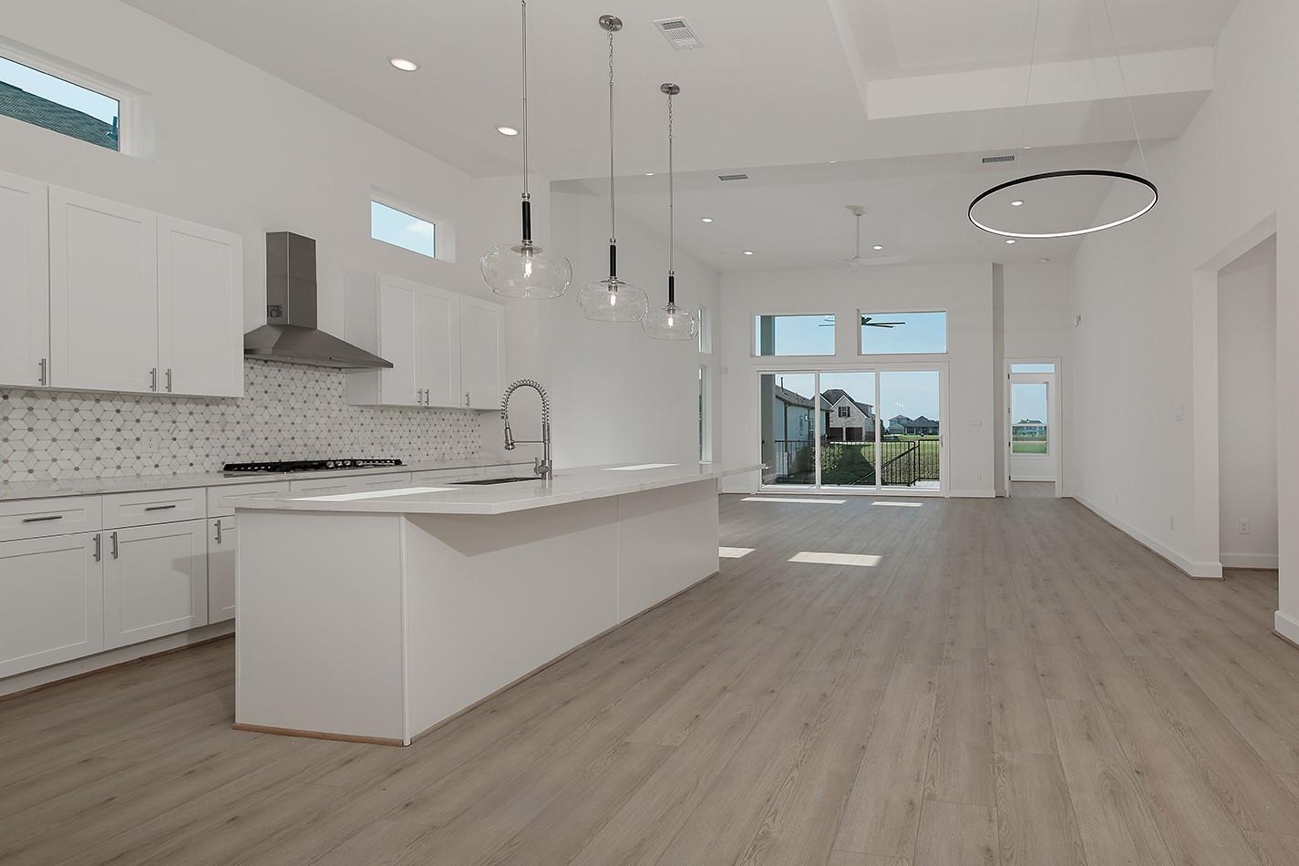 11021 N Lake Mist Lane