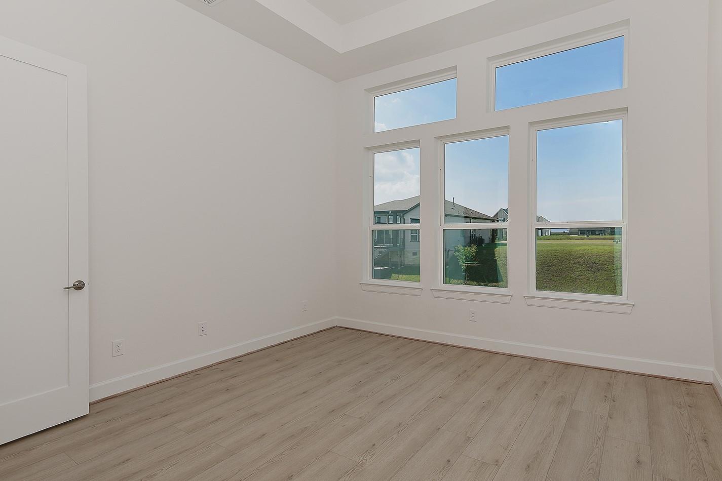 11021 N Lake Mist Lane