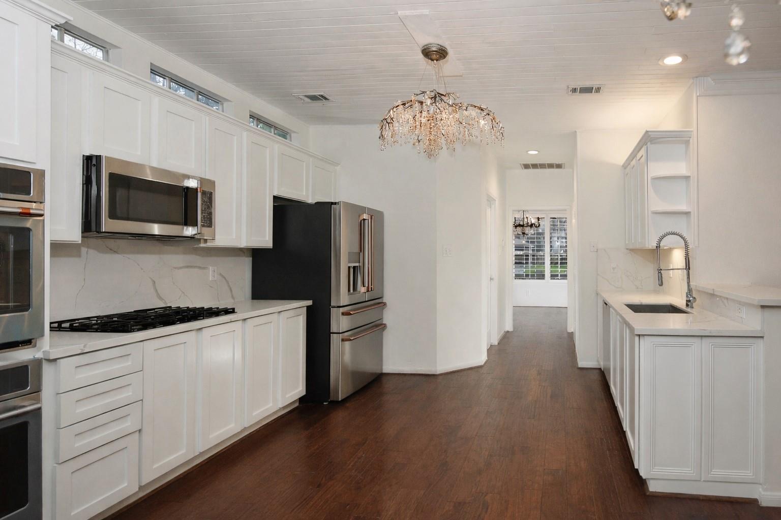 35 Tender Violet Place