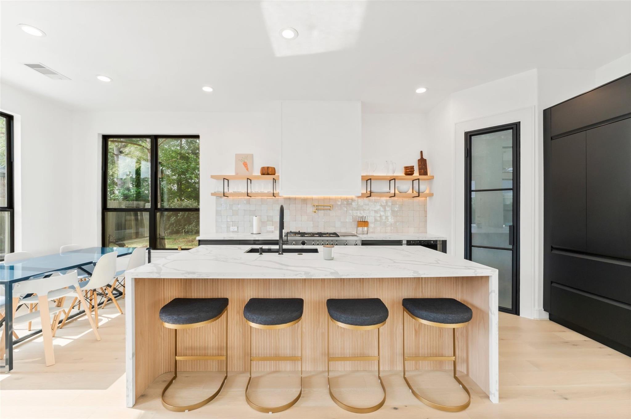 1053 Bat Hawk Court