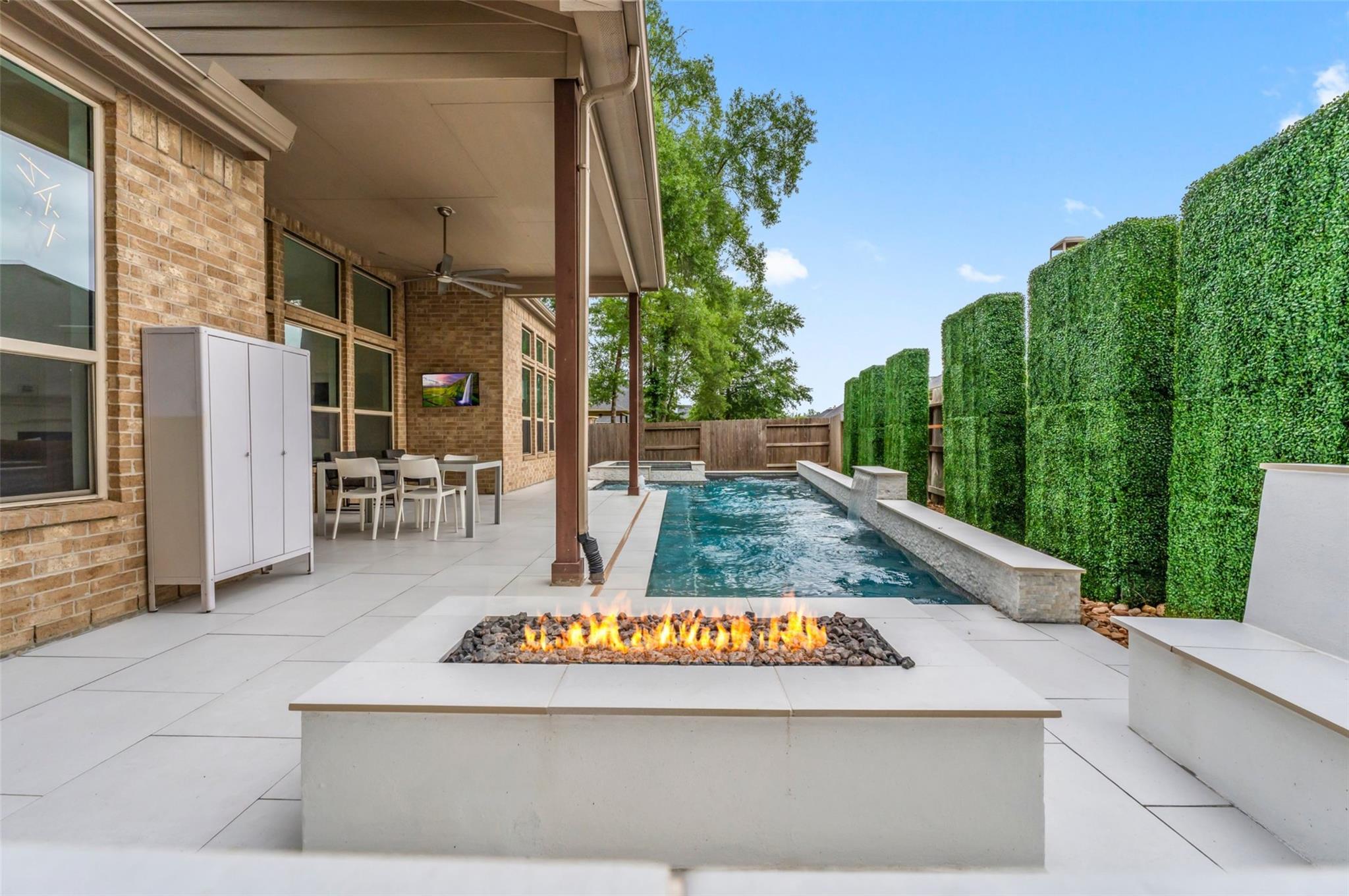 1053 Bat Hawk Court