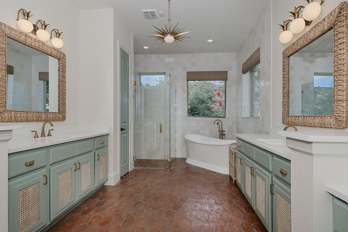 66 W Sawyer Ridge Drive