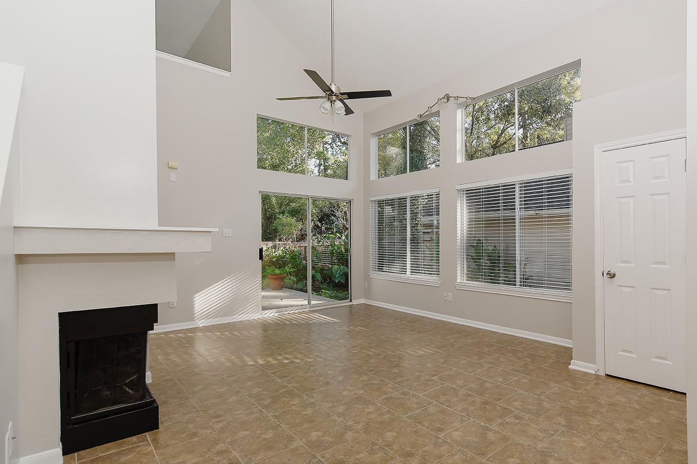 31 N Rushwing Circle